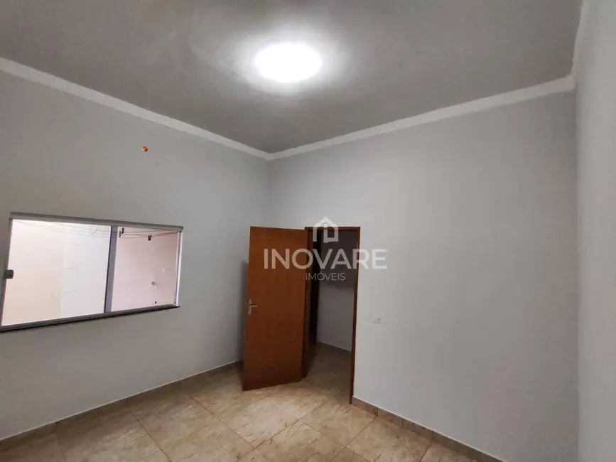 Foto 4 de Casa com 3 quartos para alugar, 250m2 em Residencial Jardim Primavera, Itumbiara - GO