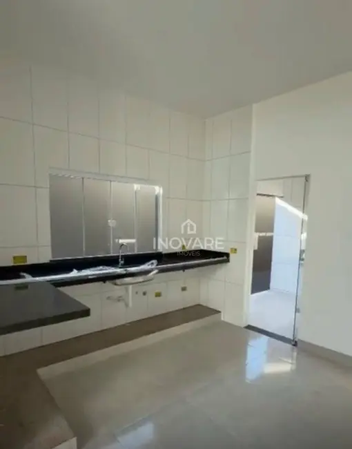 Foto 7 de Casa com 3 quartos à venda, 198m2 em Jardim Leonora, Itumbiara - GO