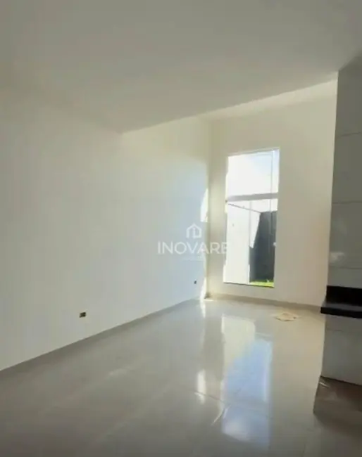 Foto 2 de Casa com 3 quartos à venda, 198m2 em Jardim Leonora, Itumbiara - GO