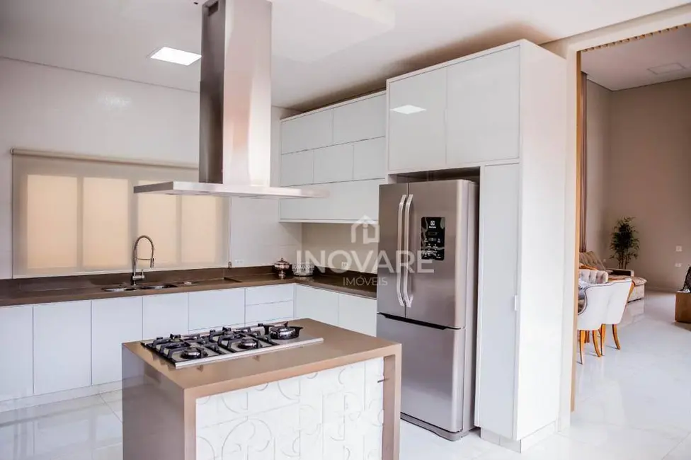 Foto 9 de Casa com 3 quartos à venda, 300m2 em Jardim Morumbi, Itumbiara - GO