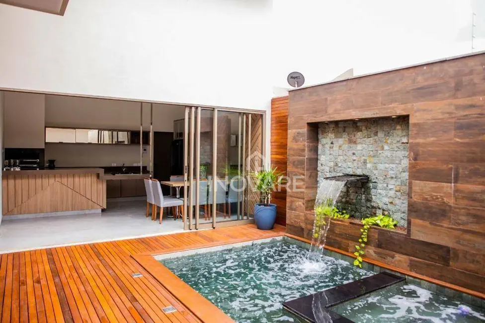 Foto 3 de Casa com 3 quartos à venda, 300m2 em Jardim Morumbi, Itumbiara - GO