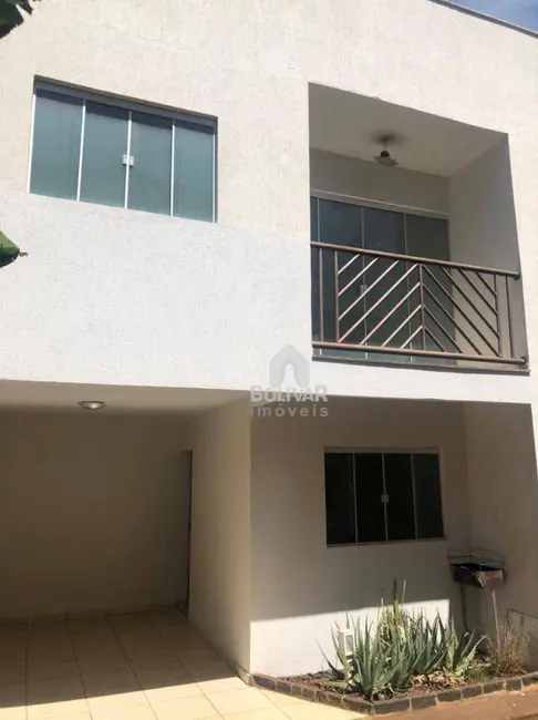Foto 2 de Apartamento com 2 quartos para alugar, 90m2 em Itumbiara - GO