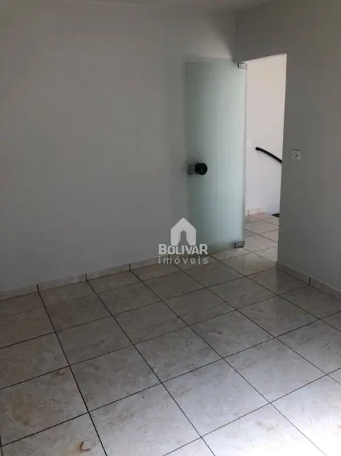 Foto 4 de Apartamento com 2 quartos para alugar, 90m2 em Itumbiara - GO