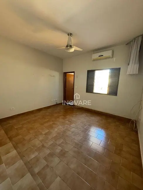 Foto 6 de Casa com 3 quartos para alugar em Itumbiara - GO