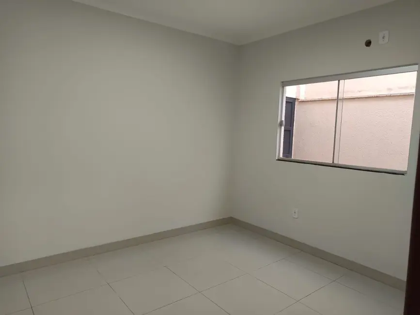 Foto 5 de Casa com 3 quartos para alugar, 250m2 em Jardim Morumbi, Itumbiara - GO