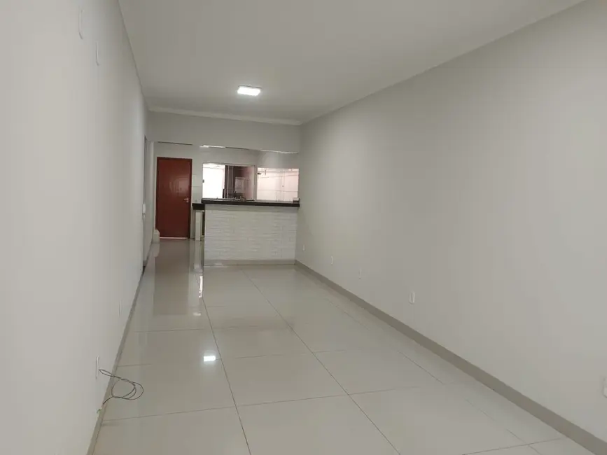 Foto 9 de Casa com 3 quartos para alugar, 250m2 em Jardim Morumbi, Itumbiara - GO
