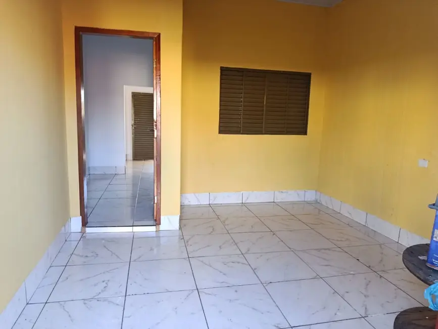 Foto 2 de Casa com 2 quartos para alugar em Jardim América, Itumbiara - GO