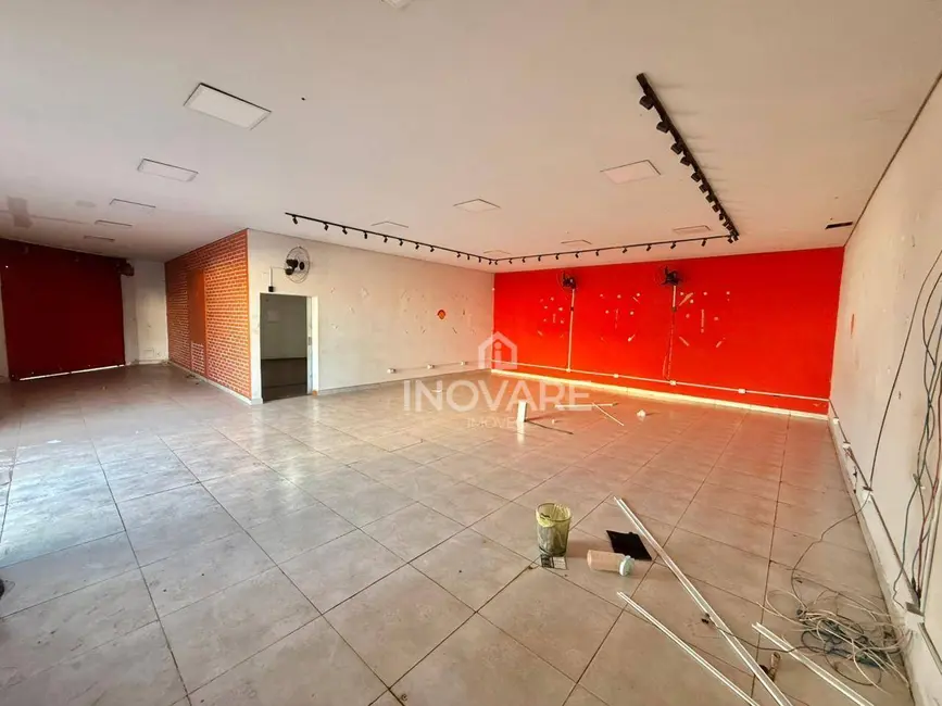 Foto 3 de Armazém / Galpão para alugar, 400m2 em Itumbiara - GO