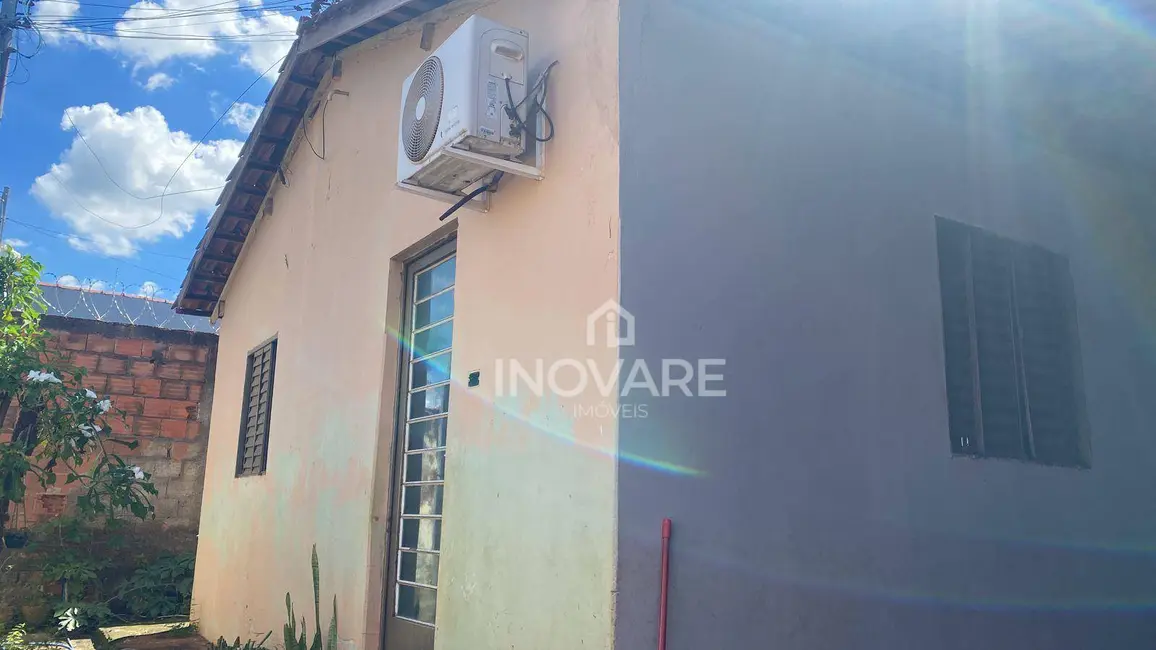 Foto 4 de Casa com 2 quartos à venda, 360m2 em Itumbiara - GO