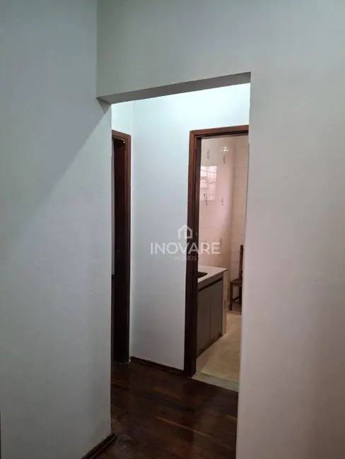 Foto 7 de Casa com 3 quartos para alugar, 360m2 em Setor Anhanguera, Itumbiara - GO