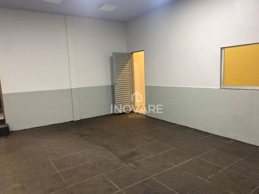Foto 6 de Armazém / Galpão para alugar, 200m2 em Itumbiara - GO