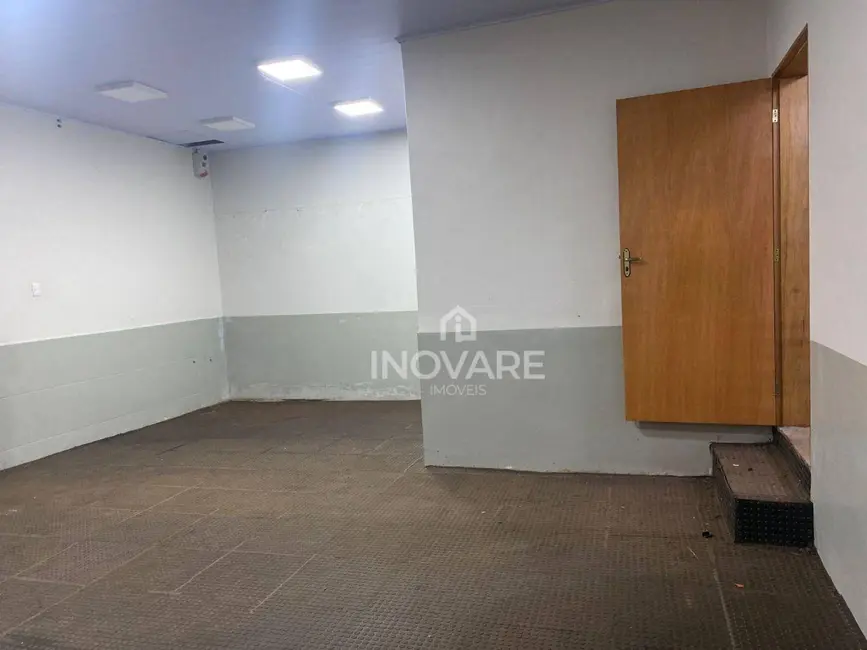 Foto 5 de Armazém / Galpão para alugar, 200m2 em Itumbiara - GO