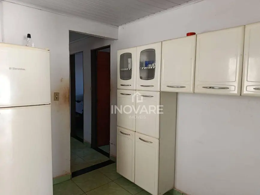 Foto 8 de Casa com 3 quartos à venda em Itumbiara - GO