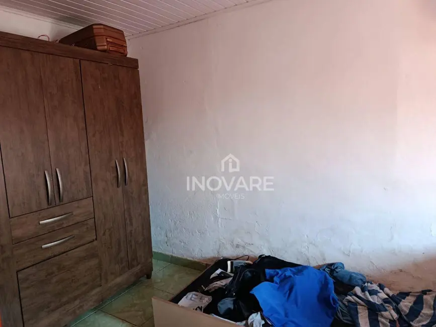 Foto 6 de Casa com 3 quartos à venda em Itumbiara - GO