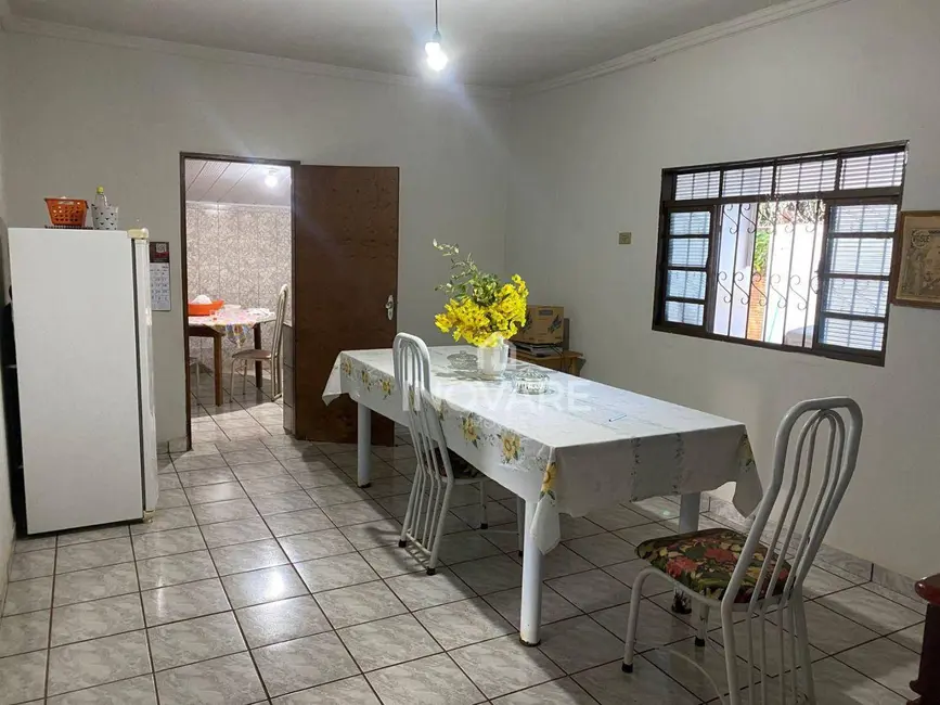 Foto 7 de Casa com 3 quartos à venda, 360m2 em Ferreira da Costa, Itumbiara - GO