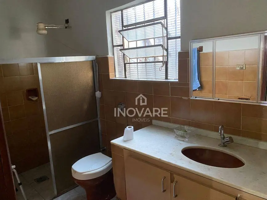 Foto 9 de Casa com 3 quartos à venda, 360m2 em Ferreira da Costa, Itumbiara - GO