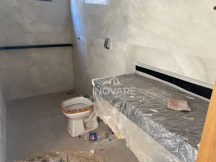 Foto 9 de Casa com 2 quartos à venda, 180m2 em Itumbiara - GO