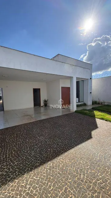 Foto 1 de Casa com 3 quartos à venda, 360m2 em Residencial Beira Rio I, Itumbiara - GO