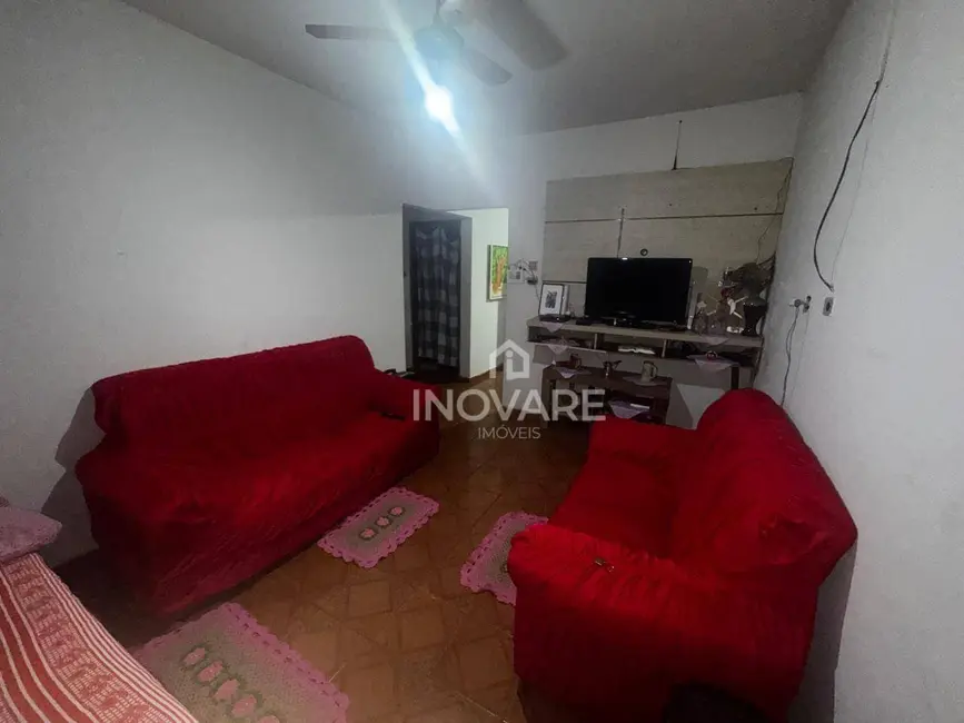 Foto 6 de Casa com 2 quartos à venda, 250m2 em Itumbiara - GO