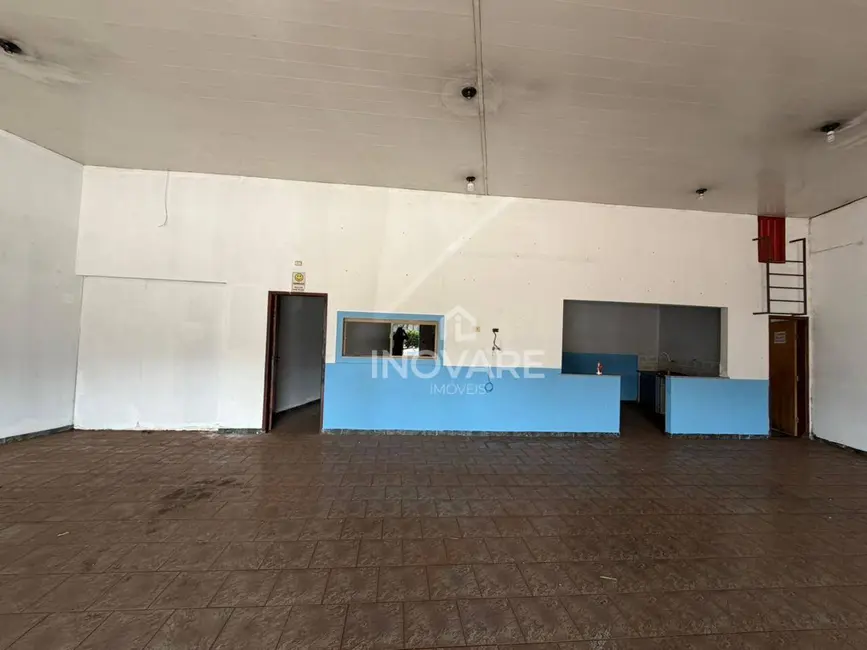 Foto 2 de Armazém / Galpão à venda e para alugar, 800m2 em Itumbiara - GO