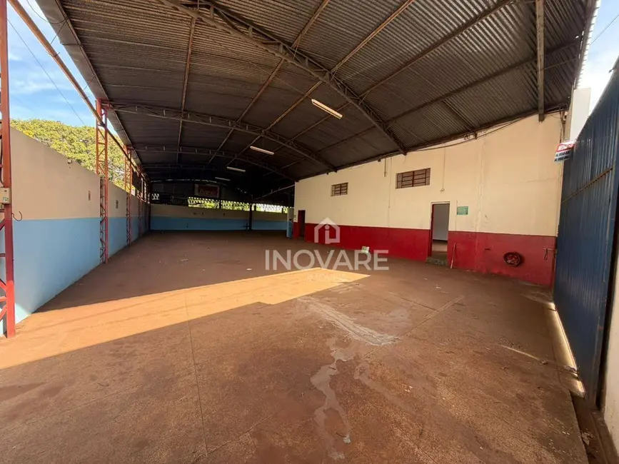 Foto 8 de Armazém / Galpão à venda e para alugar, 800m2 em Itumbiara - GO