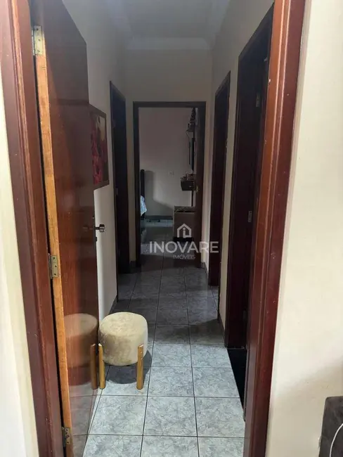 Foto 9 de Casa com 3 quartos à venda, 480m2 em Itumbiara - GO