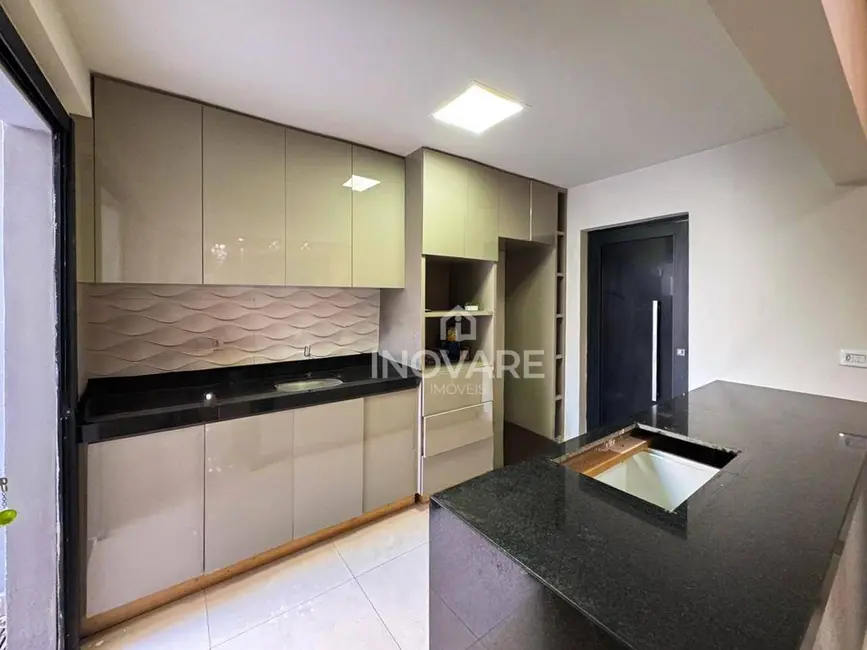 Foto 7 de Casa com 2 quartos à venda, 360m2 em Itumbiara - GO