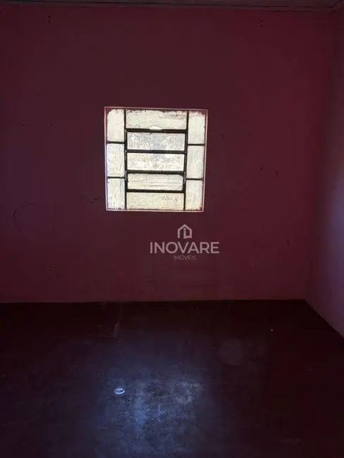 Foto 5 de Casa com 3 quartos à venda, 360m2 em Itumbiara - GO