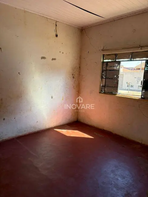 Foto 4 de Casa com 3 quartos à venda, 360m2 em Itumbiara - GO