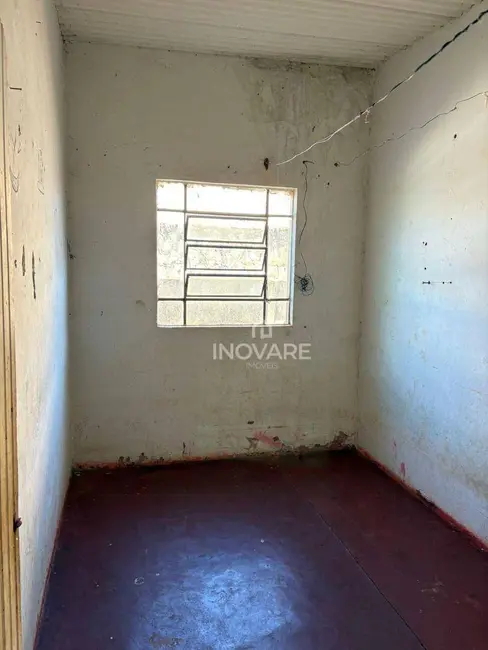 Foto 9 de Casa com 3 quartos à venda, 360m2 em Itumbiara - GO