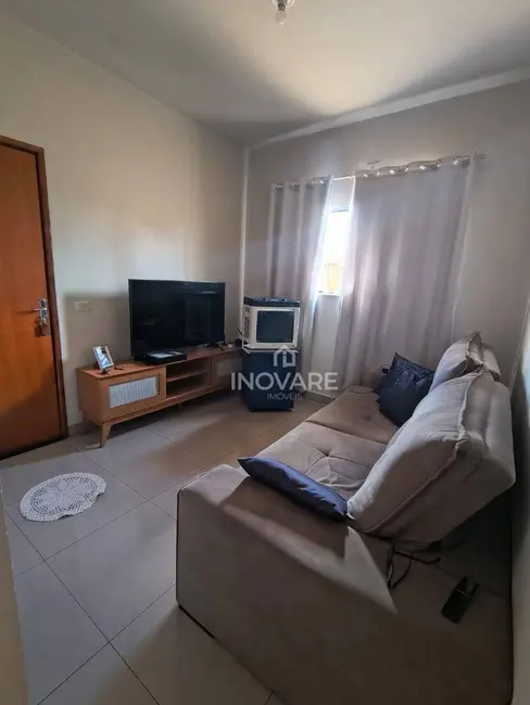Casa com 1 quarto para alugar, 201m2 em Conjunto Habitacional Juca Arantes, Itumbiara - GO - imagem 2 Foto 2 de Casa com 1 quarto para alugar, 201m2 em Conjunto Habitacional Juca Arantes, Itumbiara - GO