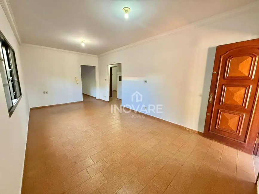 Foto 3 de Casa com 3 quartos à venda, 300m2 em Setor Anhanguera, Itumbiara - GO