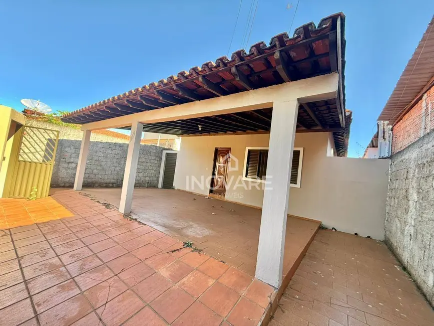 Foto 1 de Casa com 3 quartos à venda, 300m2 em Setor Anhanguera, Itumbiara - GO