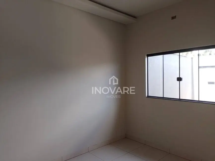 Foto 3 de Casa com 2 quartos à venda, 180m2 em Itumbiara - GO