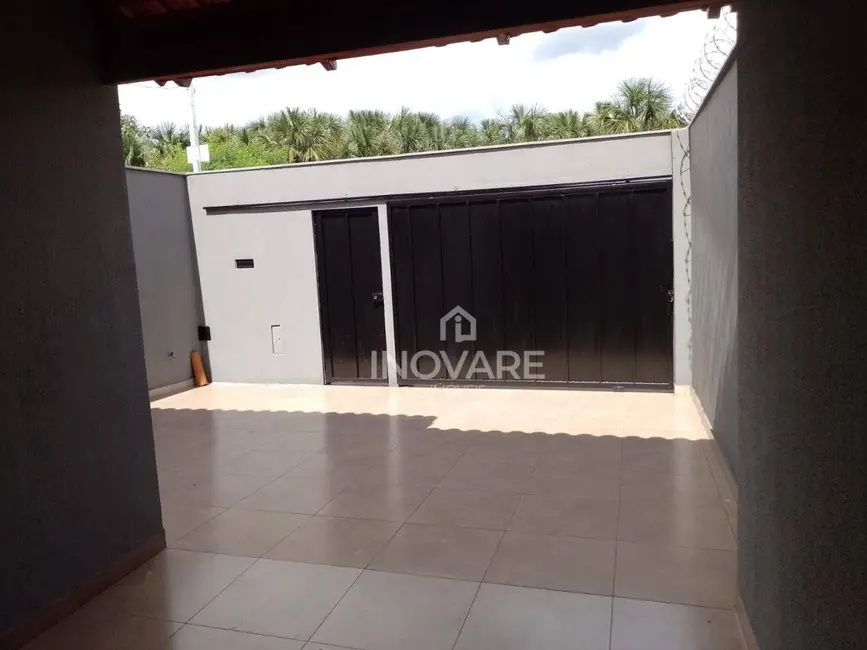 Casa com 2 quartos à venda, 180m2 em Itumbiara - GO - imagem 1 Foto 1 de Casa com 2 quartos à venda, 180m2 em Itumbiara - GO
