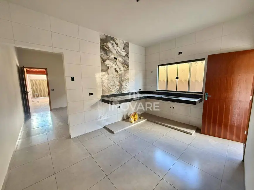 Foto 5 de Casa com 2 quartos à venda, 180m2 em Itumbiara - GO