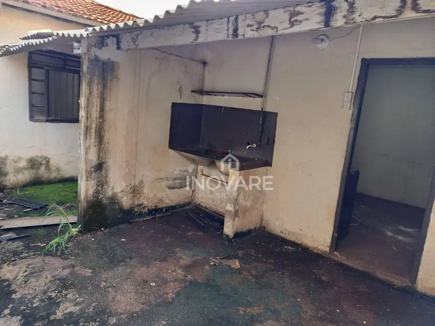 Foto 9 de Casa com 5 quartos para alugar, 120m2 em Itumbiara - GO