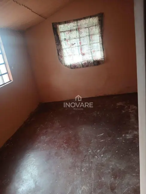 Foto 2 de Casa com 2 quartos à venda, 126m2 em Itumbiara - GO