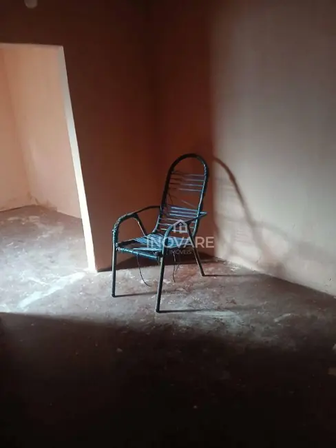 Foto 3 de Casa com 2 quartos à venda, 126m2 em Itumbiara - GO
