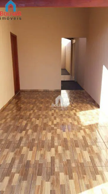 Casa com 2 quartos para alugar em Setor Planalto, Itumbiara - GO - imagem 6 Foto 6 de Casa com 2 quartos para alugar em Setor Planalto, Itumbiara - GO