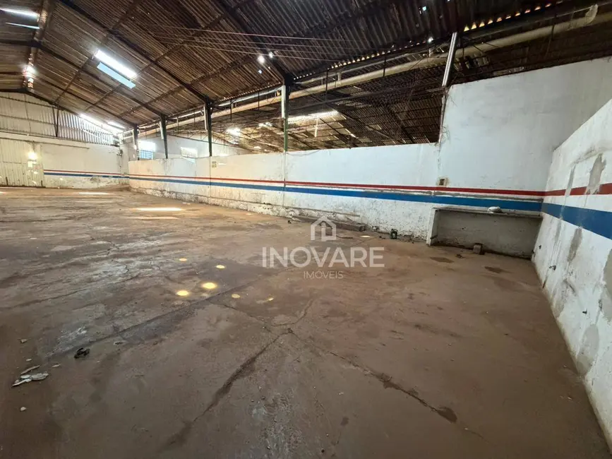 Foto 6 de Armazém / Galpão para alugar, 385m2 em Itumbiara - GO