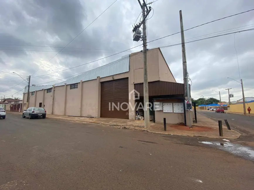 Foto 4 de Armazém / Galpão para alugar, 1400m2 em Setor Novo Horizonte, Itumbiara - GO