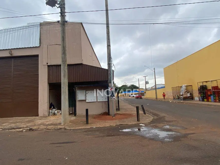 Foto 8 de Armazém / Galpão para alugar, 1400m2 em Setor Novo Horizonte, Itumbiara - GO