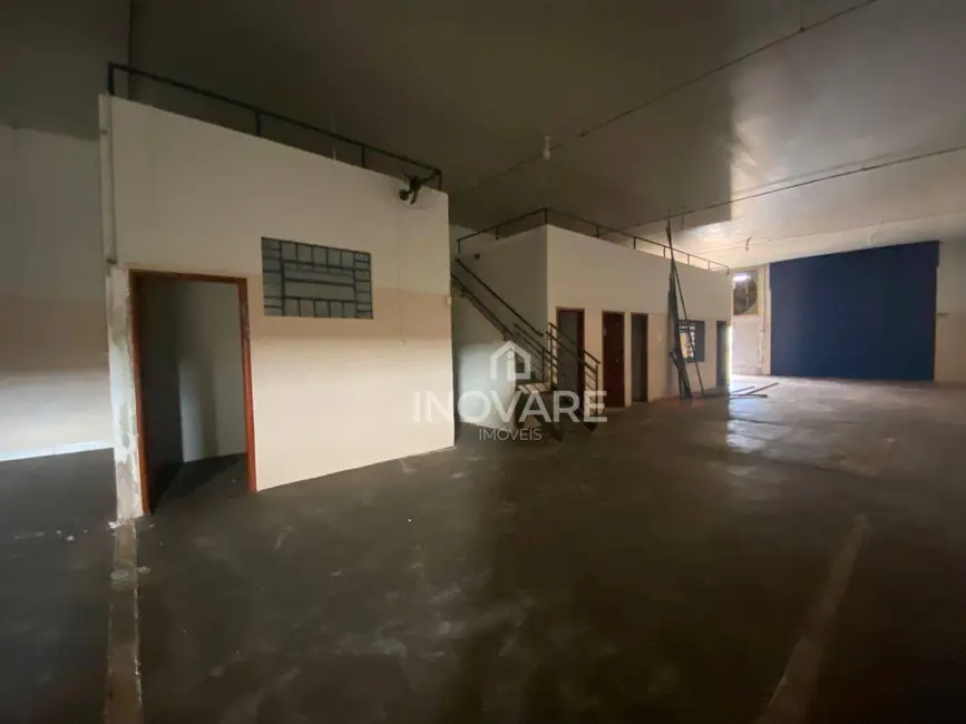 Foto 9 de Armazém / Galpão para alugar, 600m2 em Jardim América, Itumbiara - GO