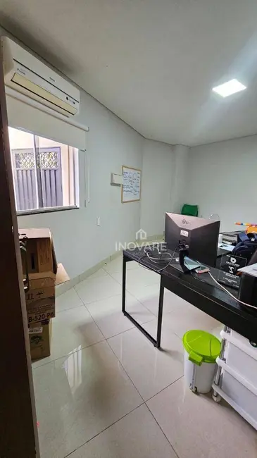Casa com 3 quartos à venda, 238m2 em Karfan, Itumbiara - GO - imagem 9 Foto 9 de Casa com 3 quartos à venda, 238m2 em Karfan, Itumbiara - GO