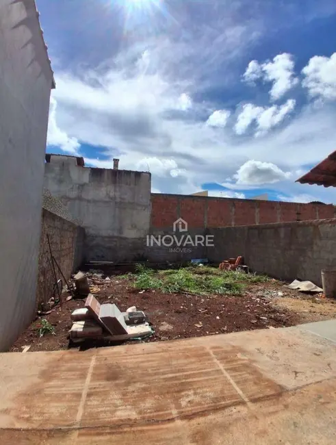 Foto 8 de Casa com 2 quartos à venda, 245m2 em Itumbiara - GO