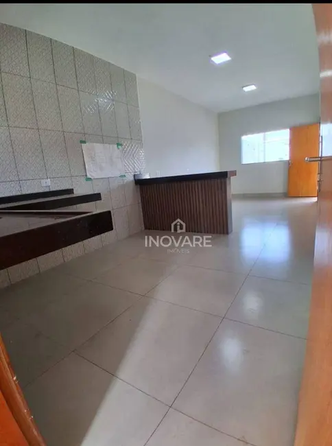 Foto 4 de Casa com 2 quartos à venda, 245m2 em Itumbiara - GO
