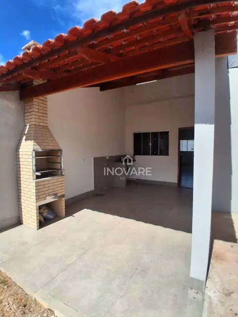 Foto 2 de Casa com 2 quartos à venda, 245m2 em Itumbiara - GO