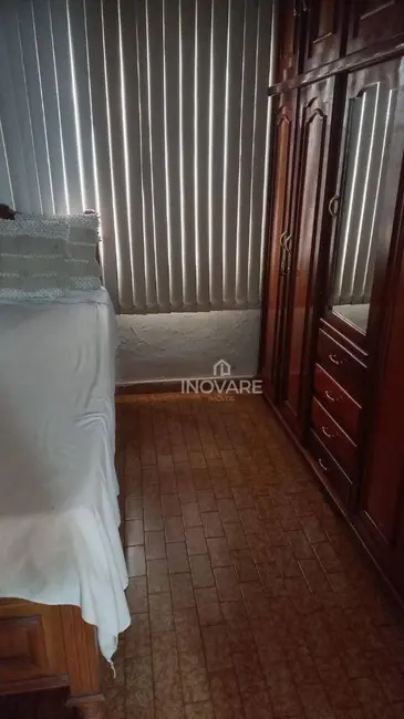 Foto 5 de Casa com 3 quartos à venda, 360m2 em Itumbiara - GO