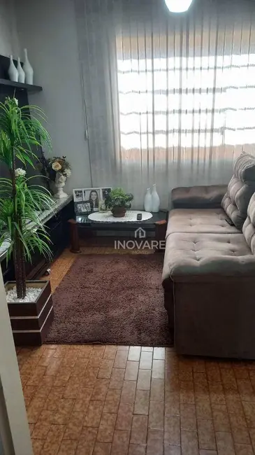 Foto 1 de Casa com 3 quartos à venda, 360m2 em Itumbiara - GO